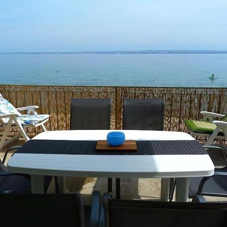 Holiday Home Villa Jadran - 10 M From Beach Preko Kültér fotó