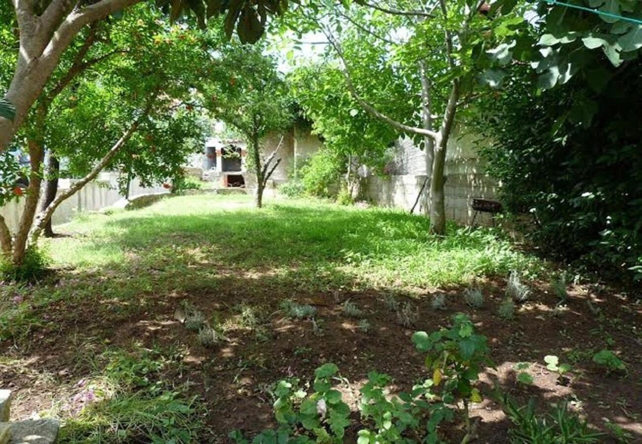Holiday Home Villa Jadran - 10 M From Beach Preko Kültér fotó